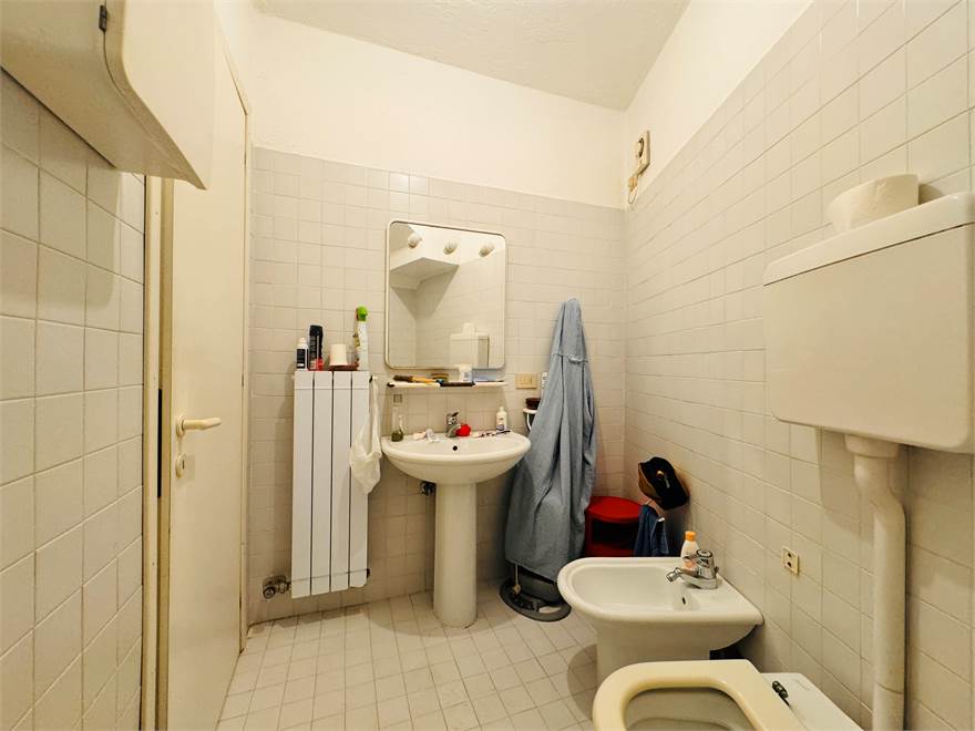 Bathroom first floor 