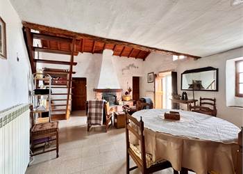 Casa semi-indipendente con due terrazzi panoramici