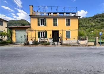 Appartamento con giardino e cantina