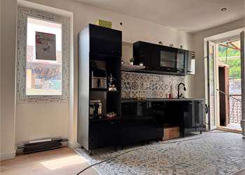 Recently renovated four-room flat