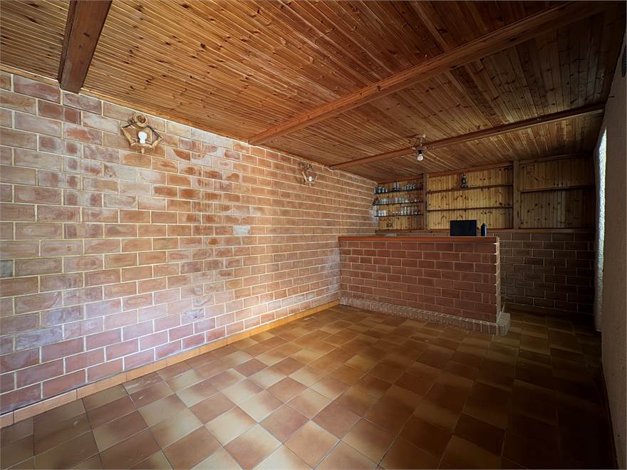 Photo 51
