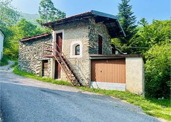 Detached stone farmhouse on two levels