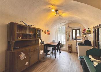 Bilocale in ottimo stato con terrazzo e mansarda