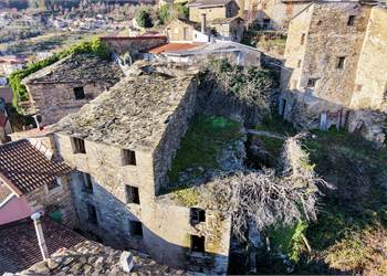 Antico fabbricato da ristrutturare