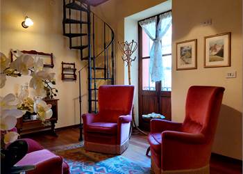Casa finemente ristrutturata con terrazzo 