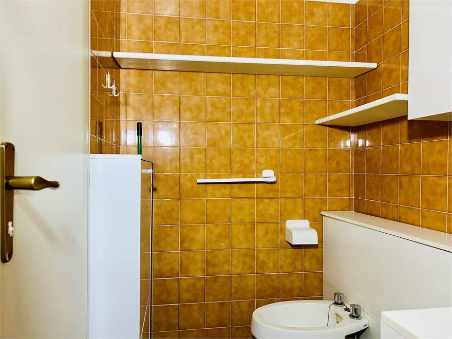 Photo 33